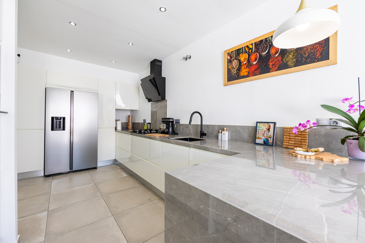 Huis te koop in Calahonda | 4 slaapkamers H5424781
