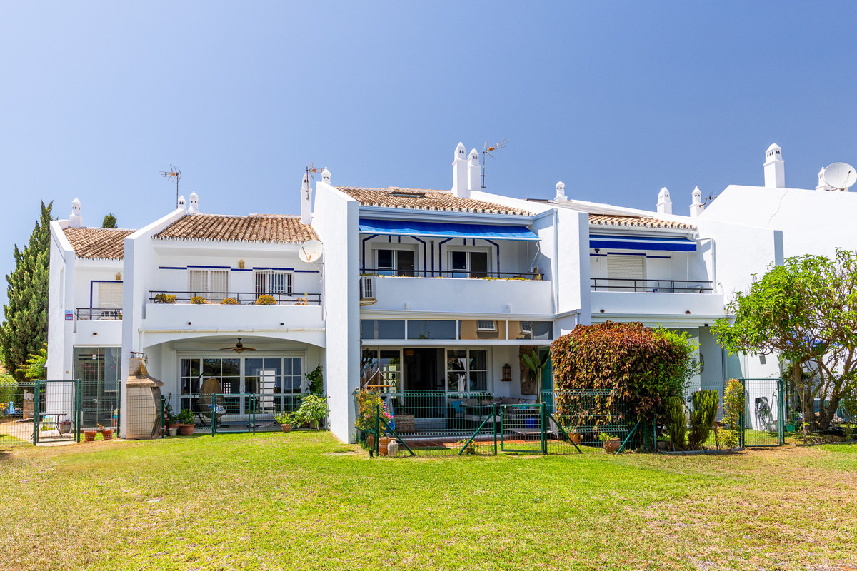 Huis te koop in Calahonda | 4 slaapkamers H5424781