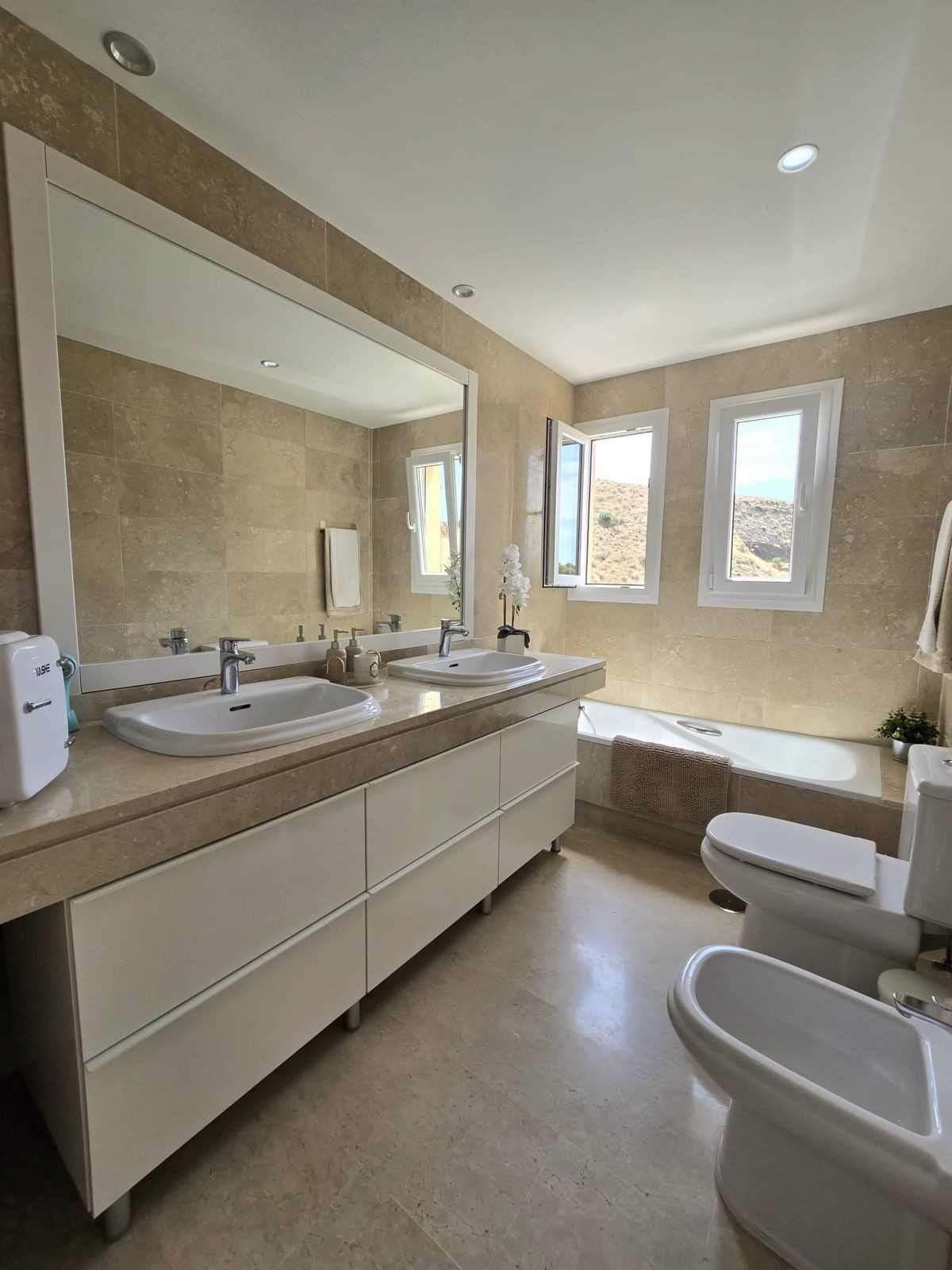 Property main view 16