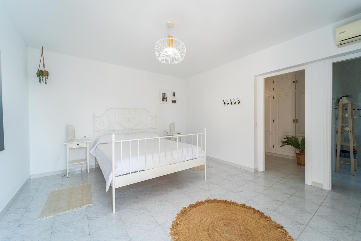 Property main view 44