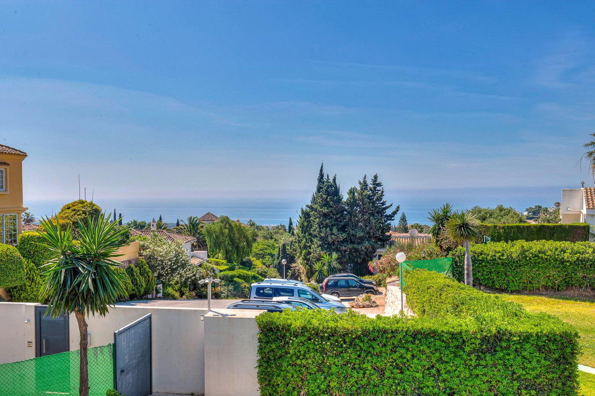 Huis te koop in Calahonda | 5 slaapkamers H5435878