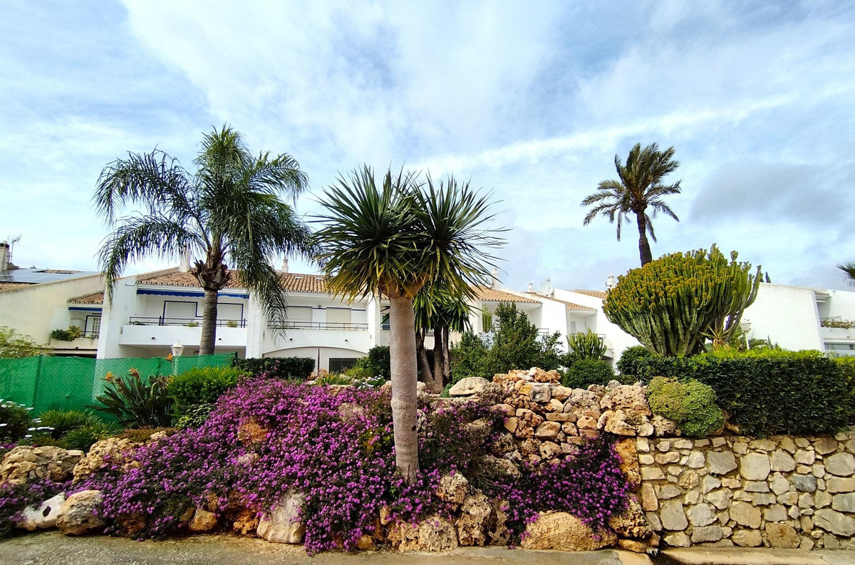 Huis te koop in Calahonda | 5 slaapkamers H5435878