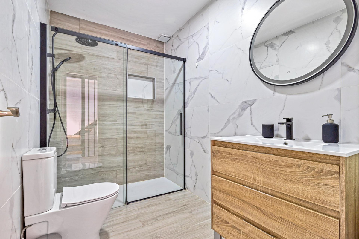 Huis te koop in Calahonda | 5 slaapkamers H5435878