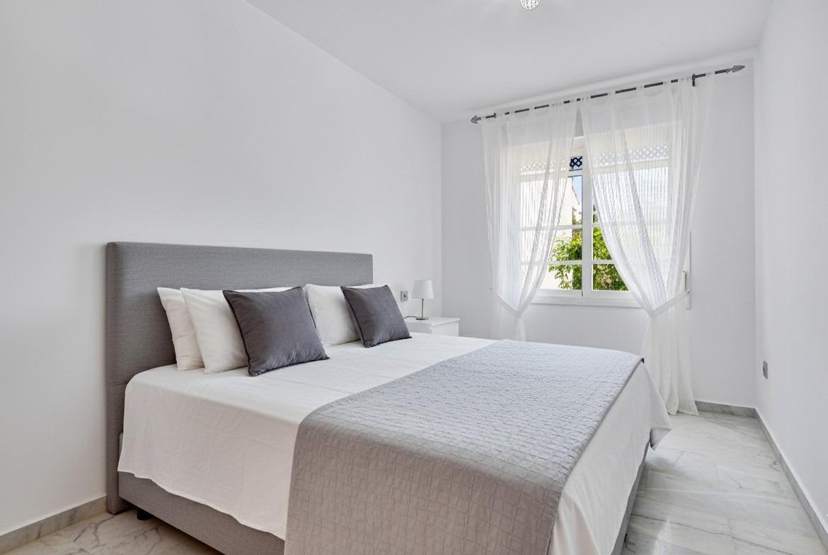 Huis te koop in Calahonda | 5 slaapkamers H5435878