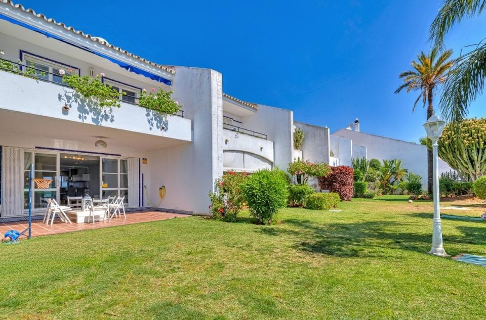 Huis te koop in Calahonda | 5 slaapkamers H5435878