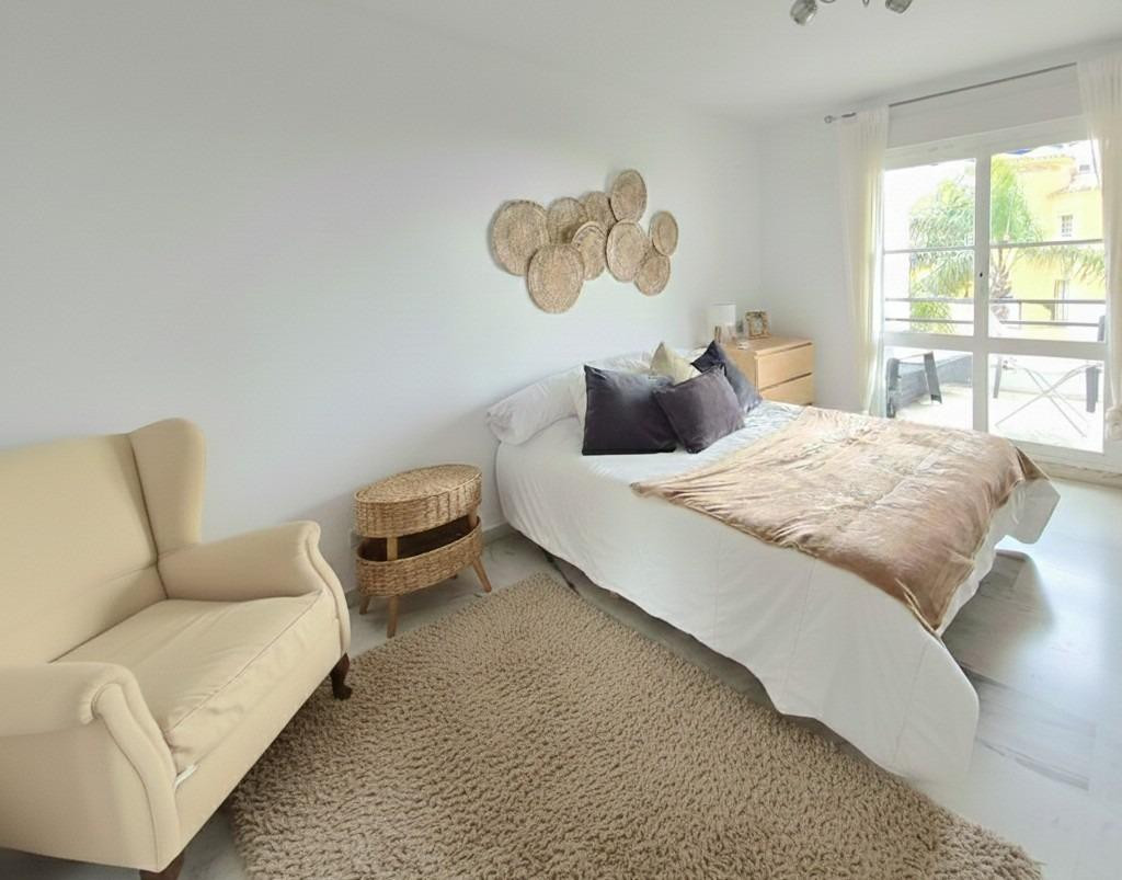 Huis te koop in Calahonda | 5 slaapkamers H5435878