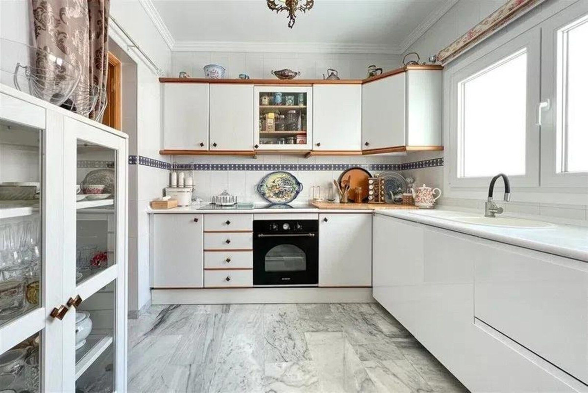 Huis te koop in Calahonda | 4 slaapkamers H5439886