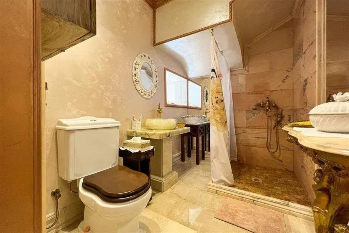 Huis te koop in Calahonda | 4 slaapkamers H5439886