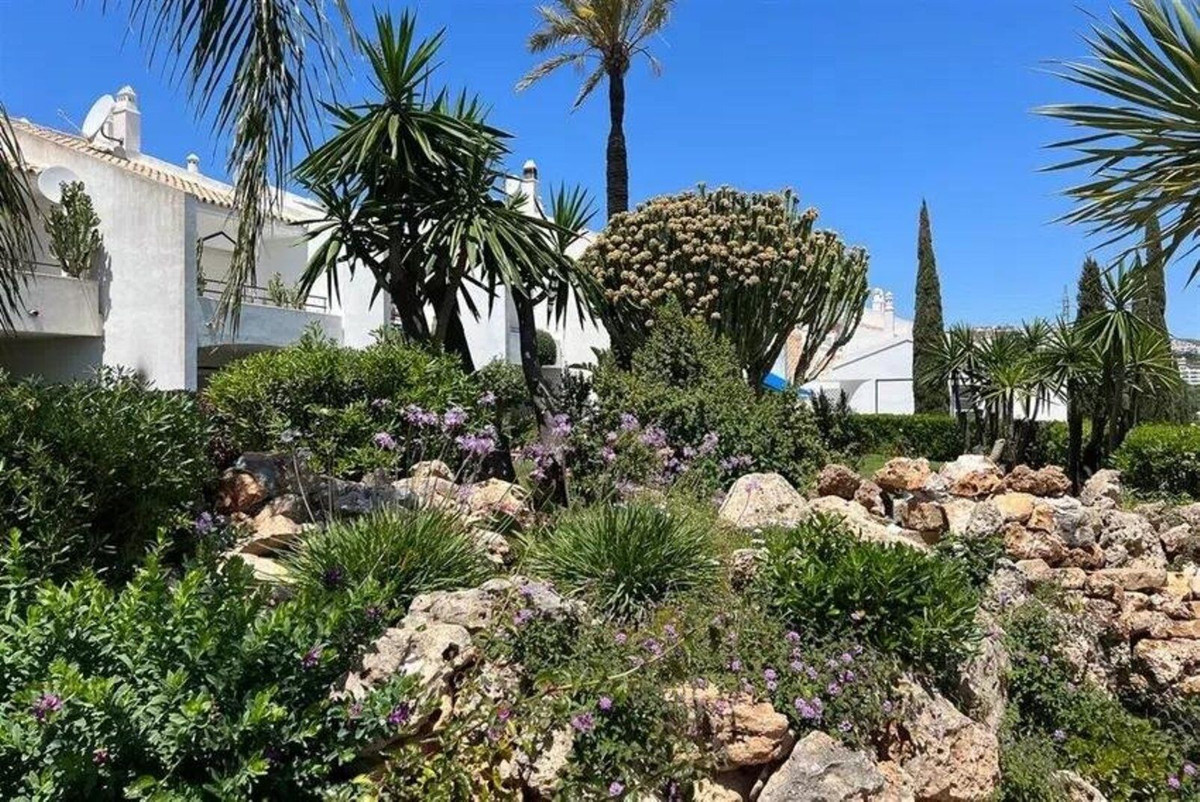 Huis te koop in Calahonda | 4 slaapkamers H5439886