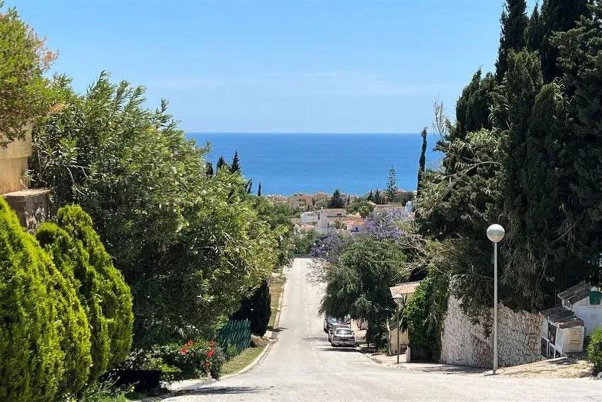 Huis te koop in Calahonda | 4 slaapkamers H5439886