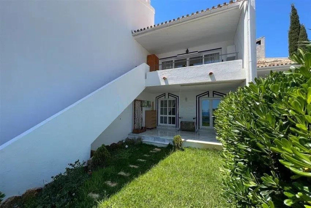 Huis te koop in Calahonda | 4 slaapkamers H5439886