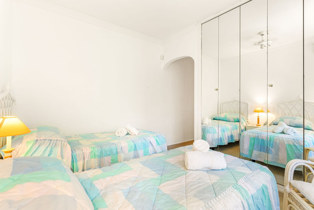 Huis te koop in Calahonda | 5 slaapkamers H5440537