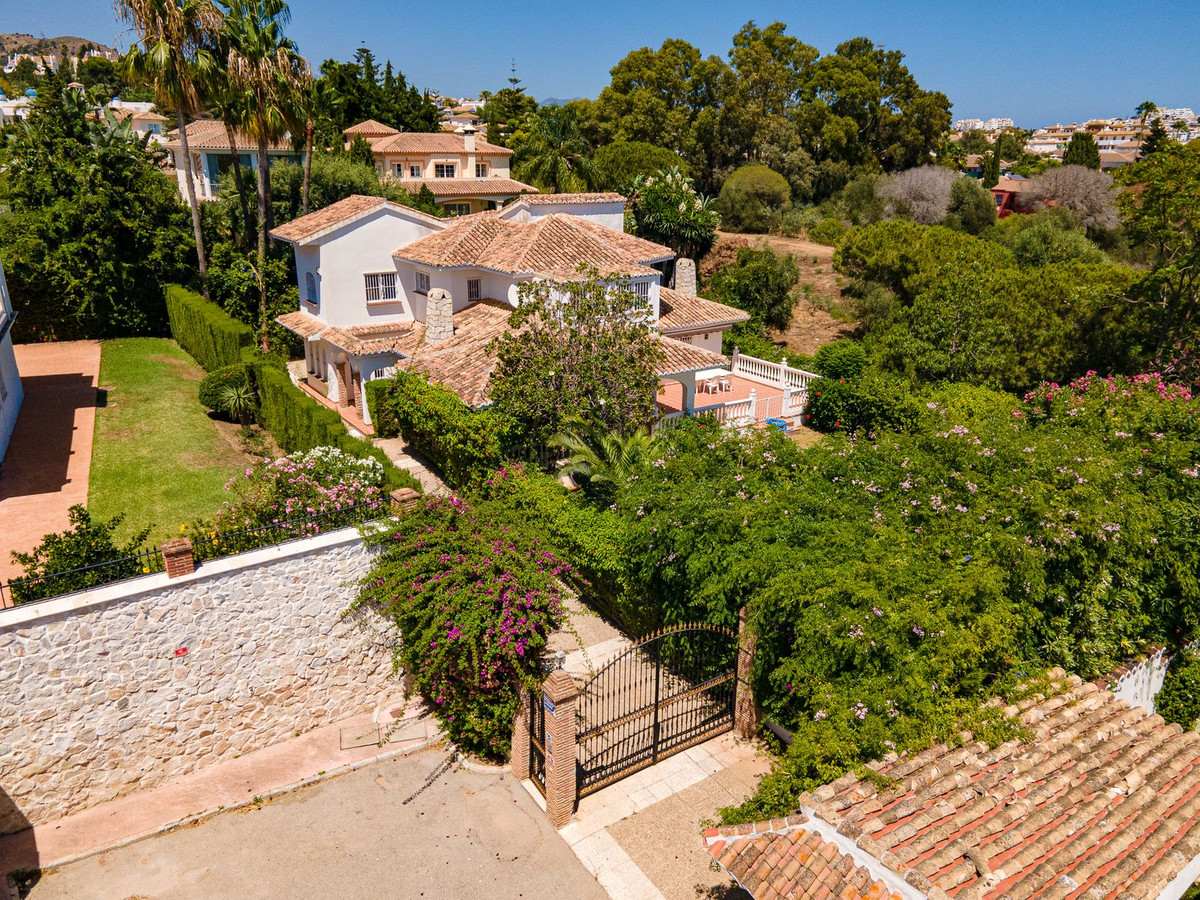 Huis te koop in Calahonda | 5 slaapkamers H5440537