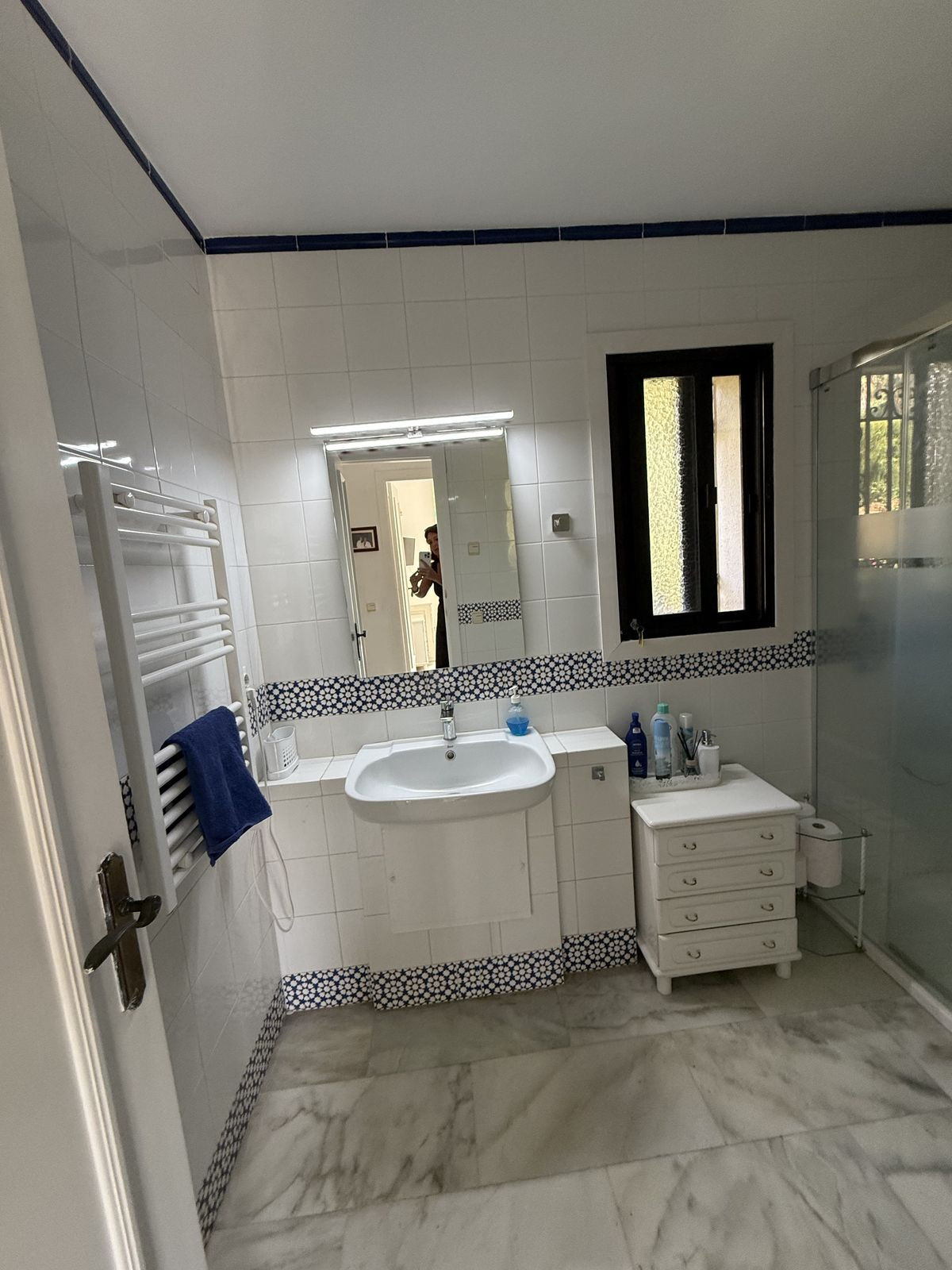 Appartement te koop in Calahonda | 4 slaapkamers H5448772