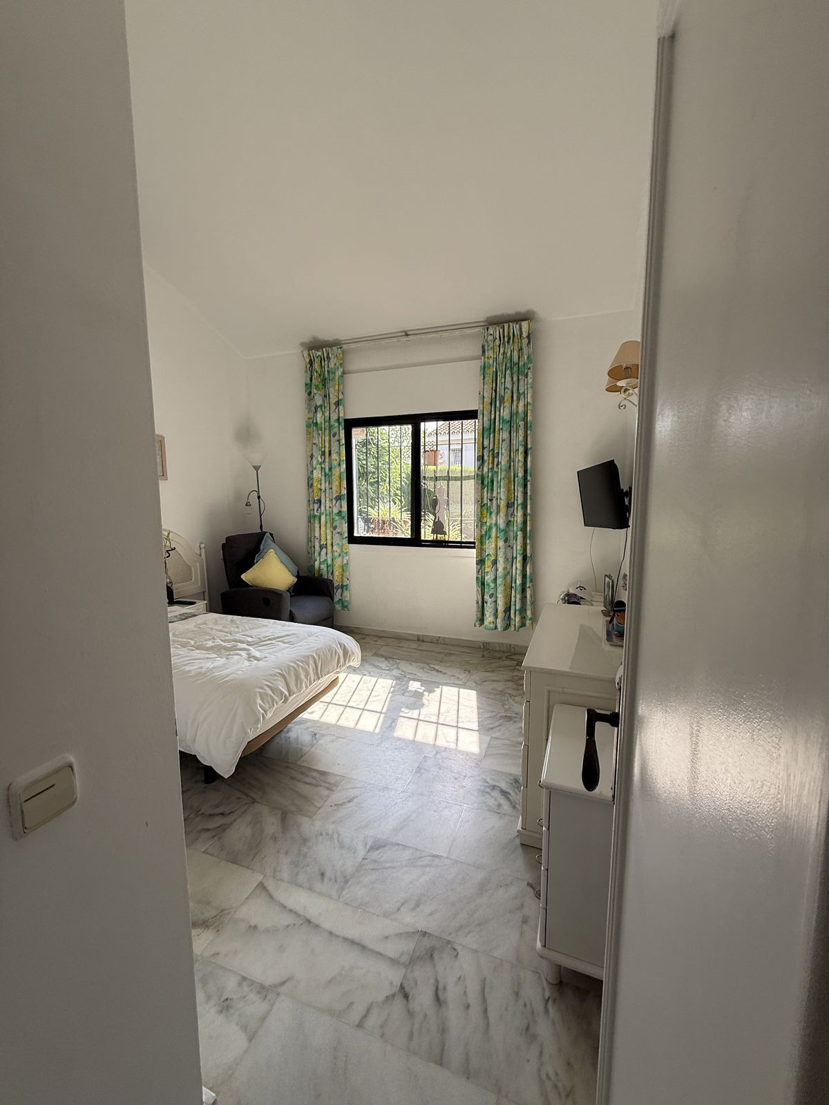 Appartement te koop in Calahonda | 4 slaapkamers H5448772
