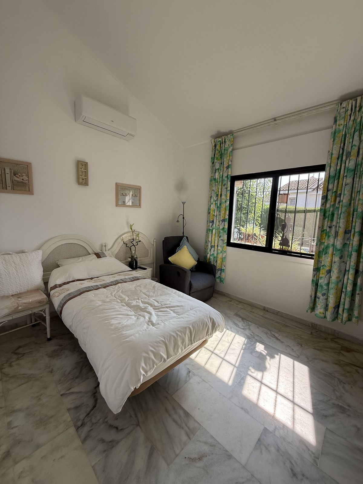 Appartement te koop in Calahonda | 4 slaapkamers H5448772