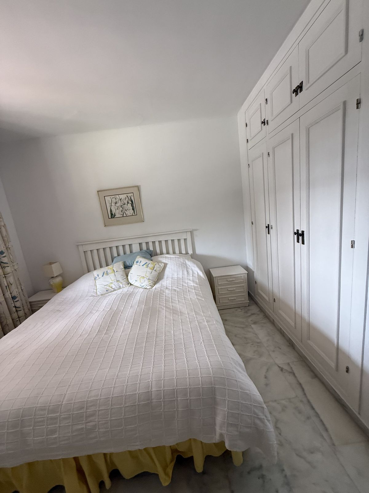 Appartement te koop in Calahonda | 4 slaapkamers H5448772