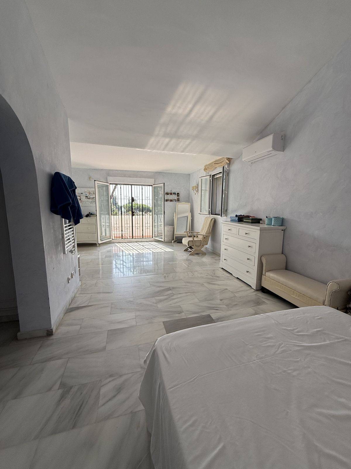 Appartement te koop in Calahonda | 4 slaapkamers H5448772