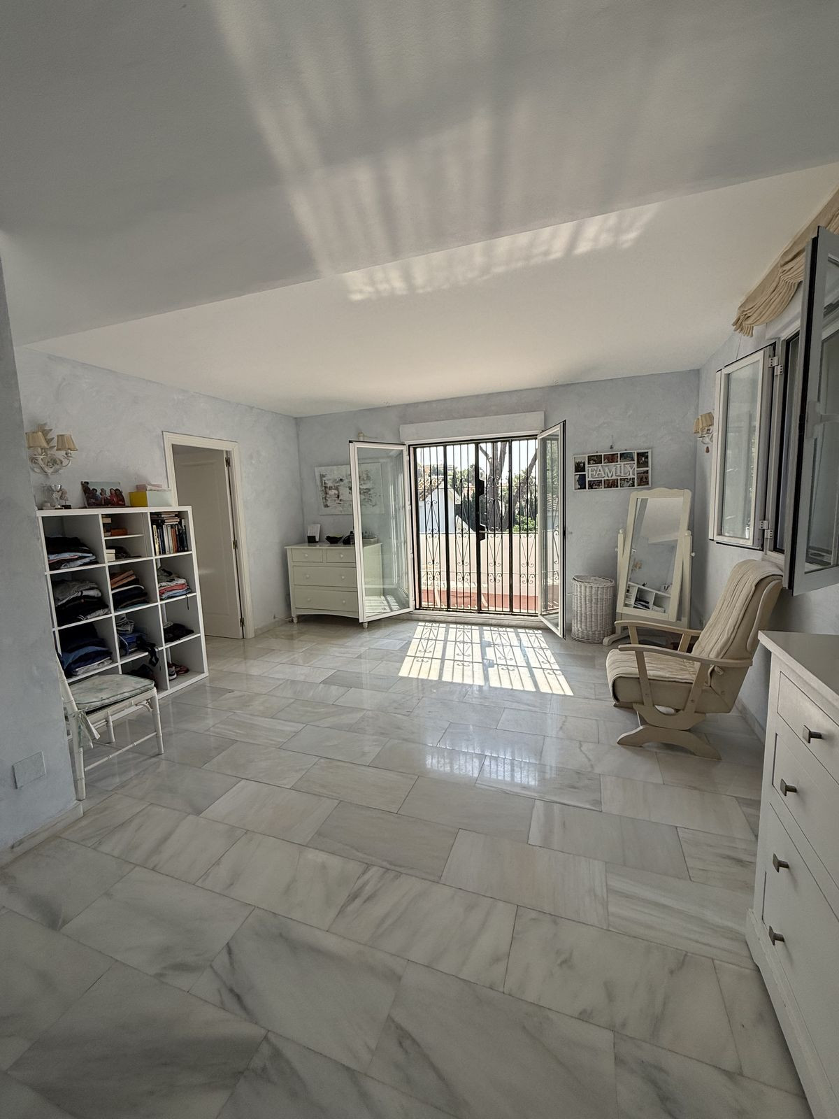 Appartement te koop in Calahonda | 4 slaapkamers H5448772