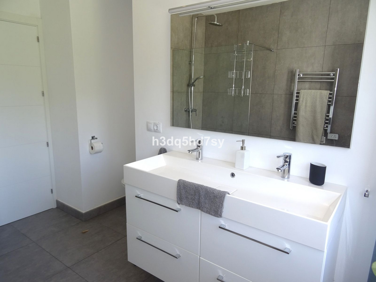 Huis te koop in Calahonda | 3 slaapkamers H5449150