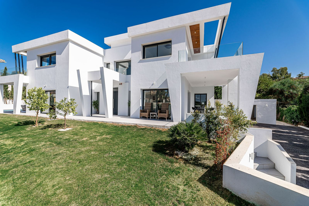 Duplex te koop in Calahonda | 4 slaapkamers H5468365