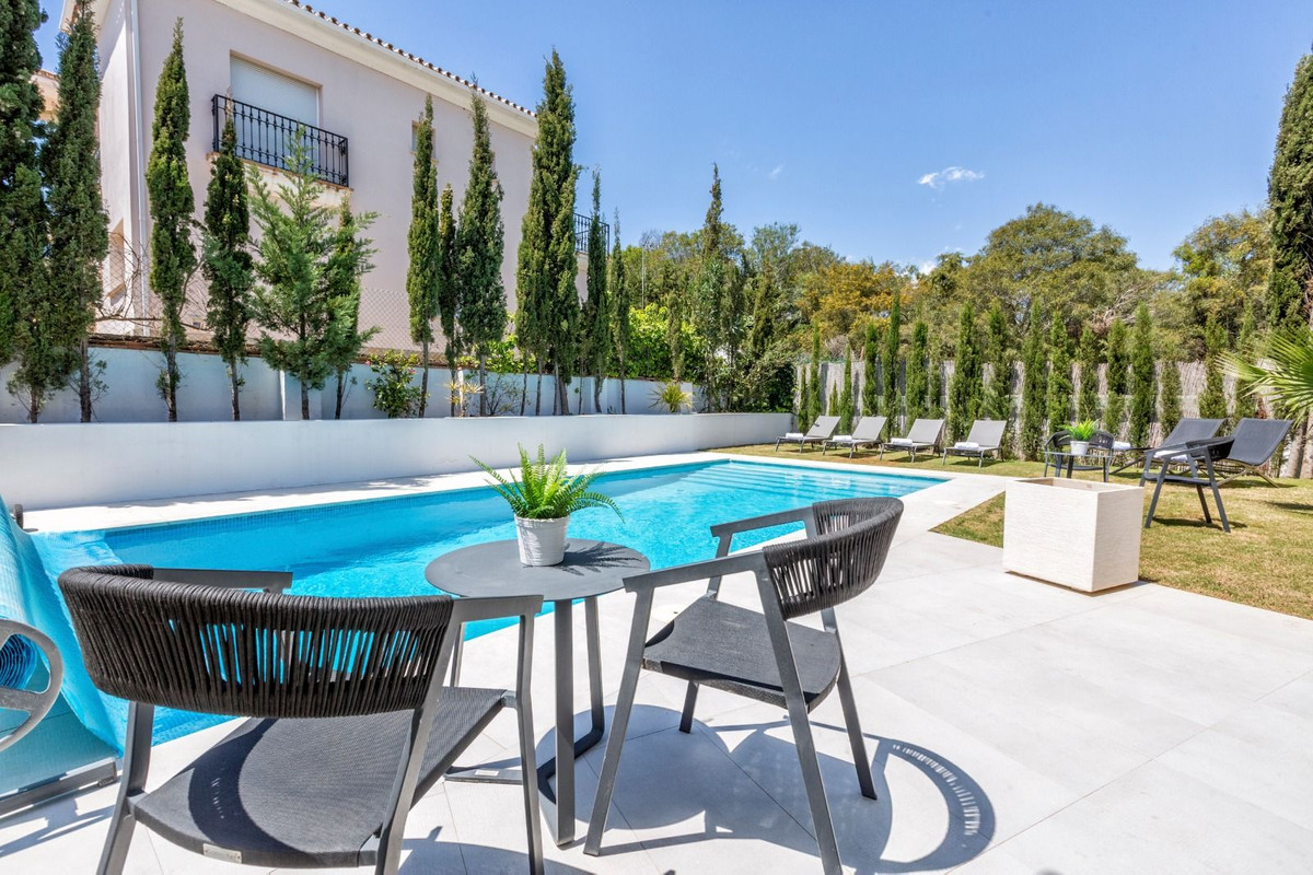 Duplex te koop in Calahonda | 4 slaapkamers H5468365