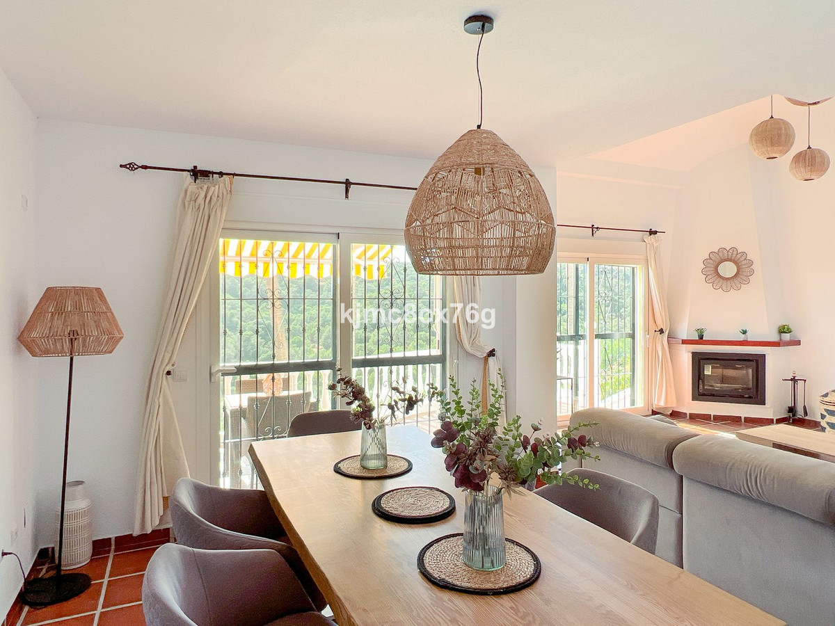Huis te koop in Calahonda | 4 slaapkamers H5471218