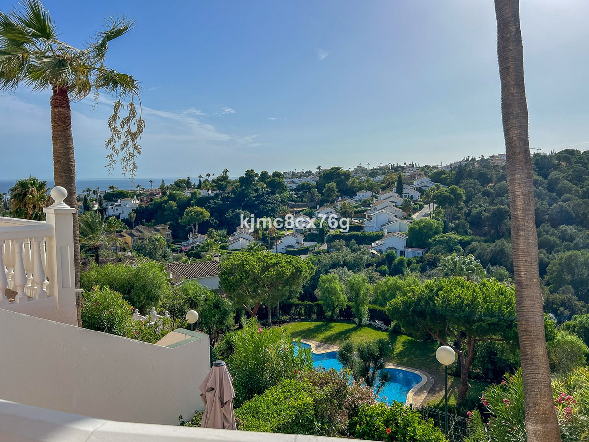 Huis te koop in Calahonda | 4 slaapkamers H5471218