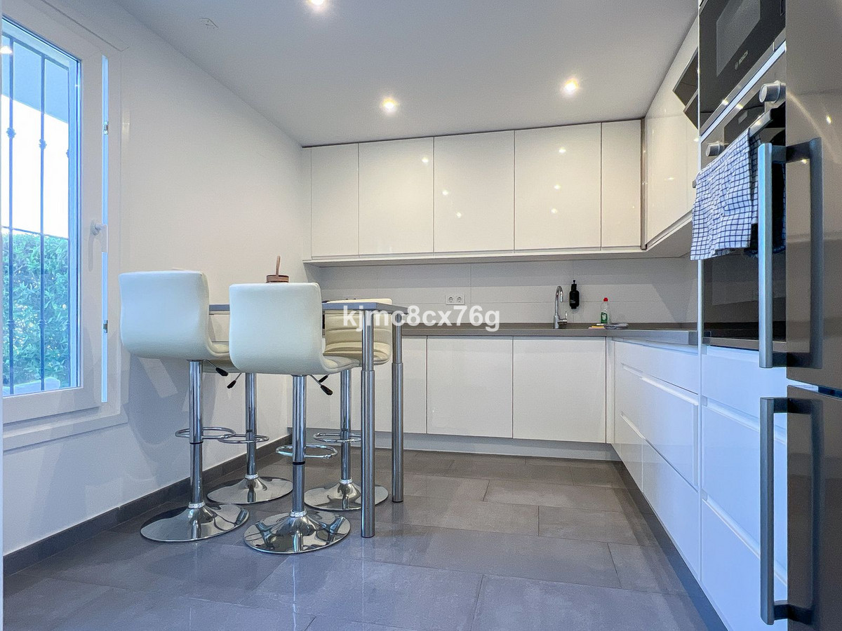 Huis te koop in Calahonda | 4 slaapkamers H5471218