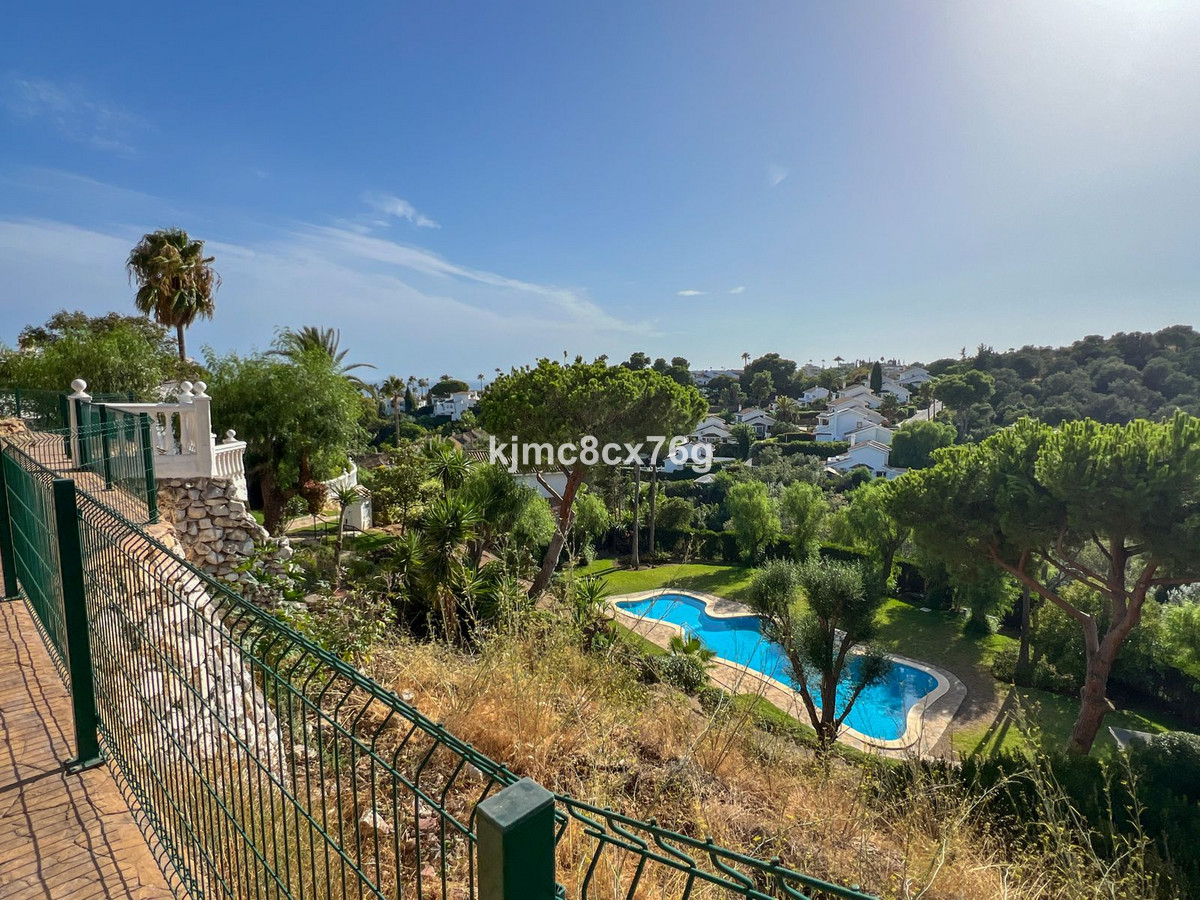 Huis te koop in Calahonda | 4 slaapkamers H5471218