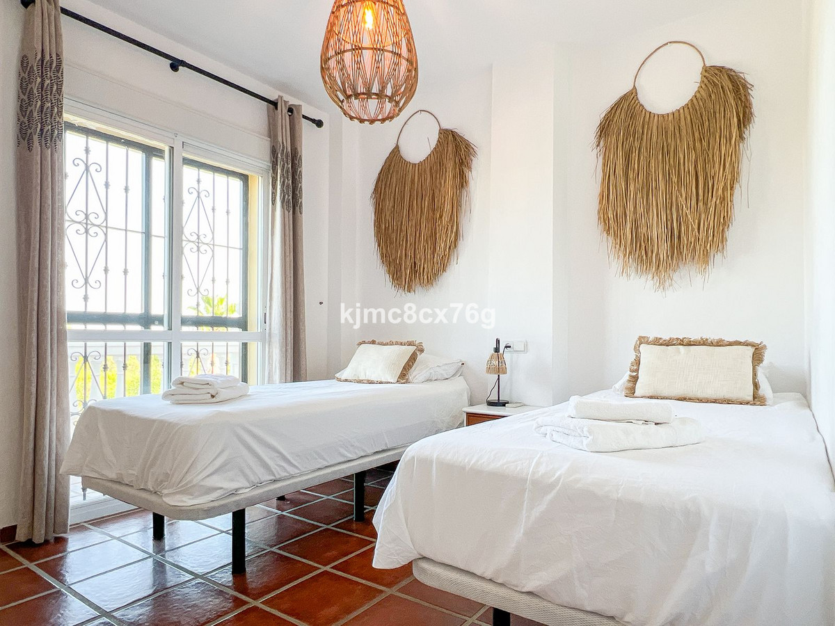 Huis te koop in Calahonda | 4 slaapkamers H5471218