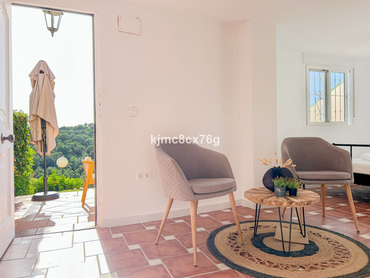 Huis te koop in Calahonda | 4 slaapkamers H5471218