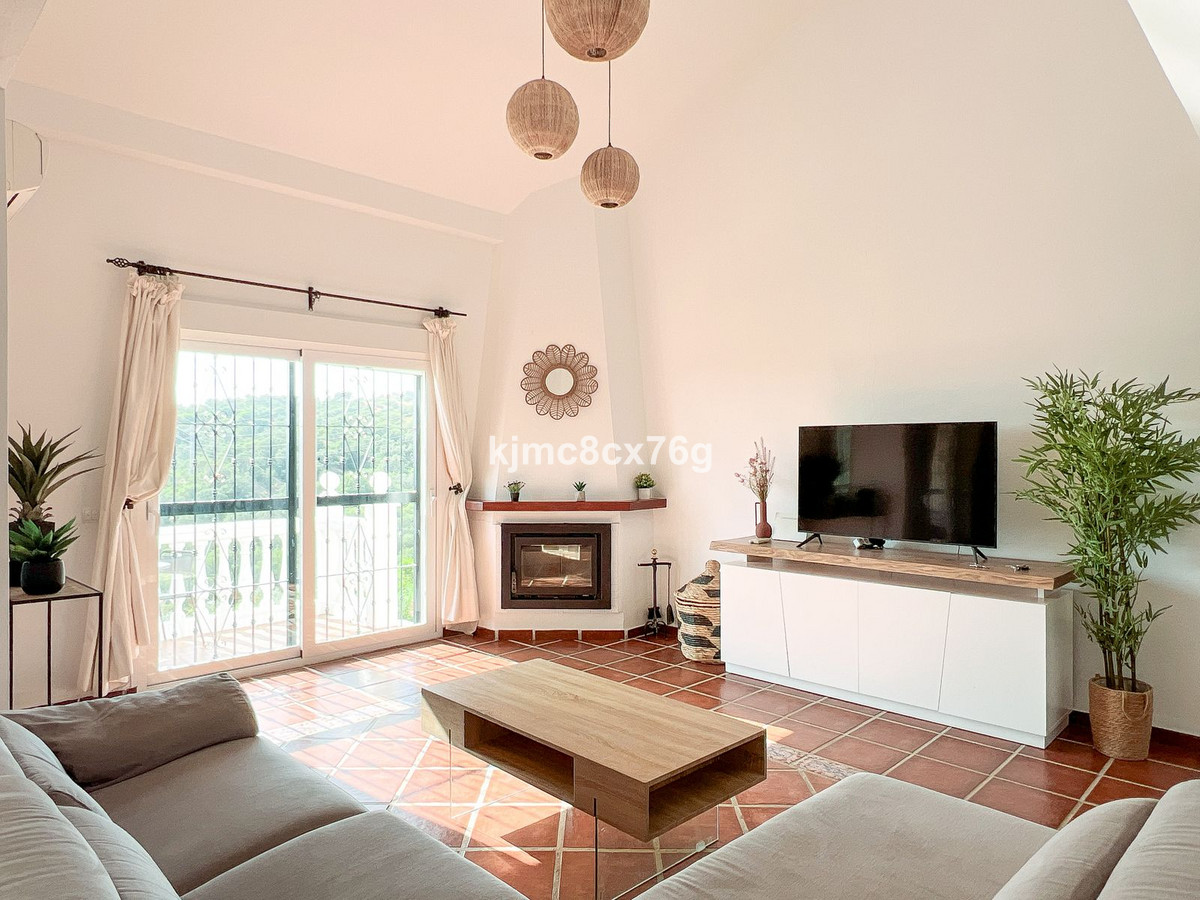 Huis te koop in Calahonda | 4 slaapkamers H5471218