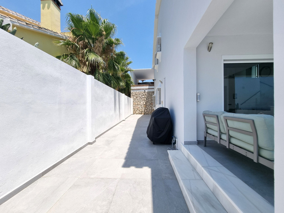 Huis te koop in Calahonda | 5 slaapkamers H5475997