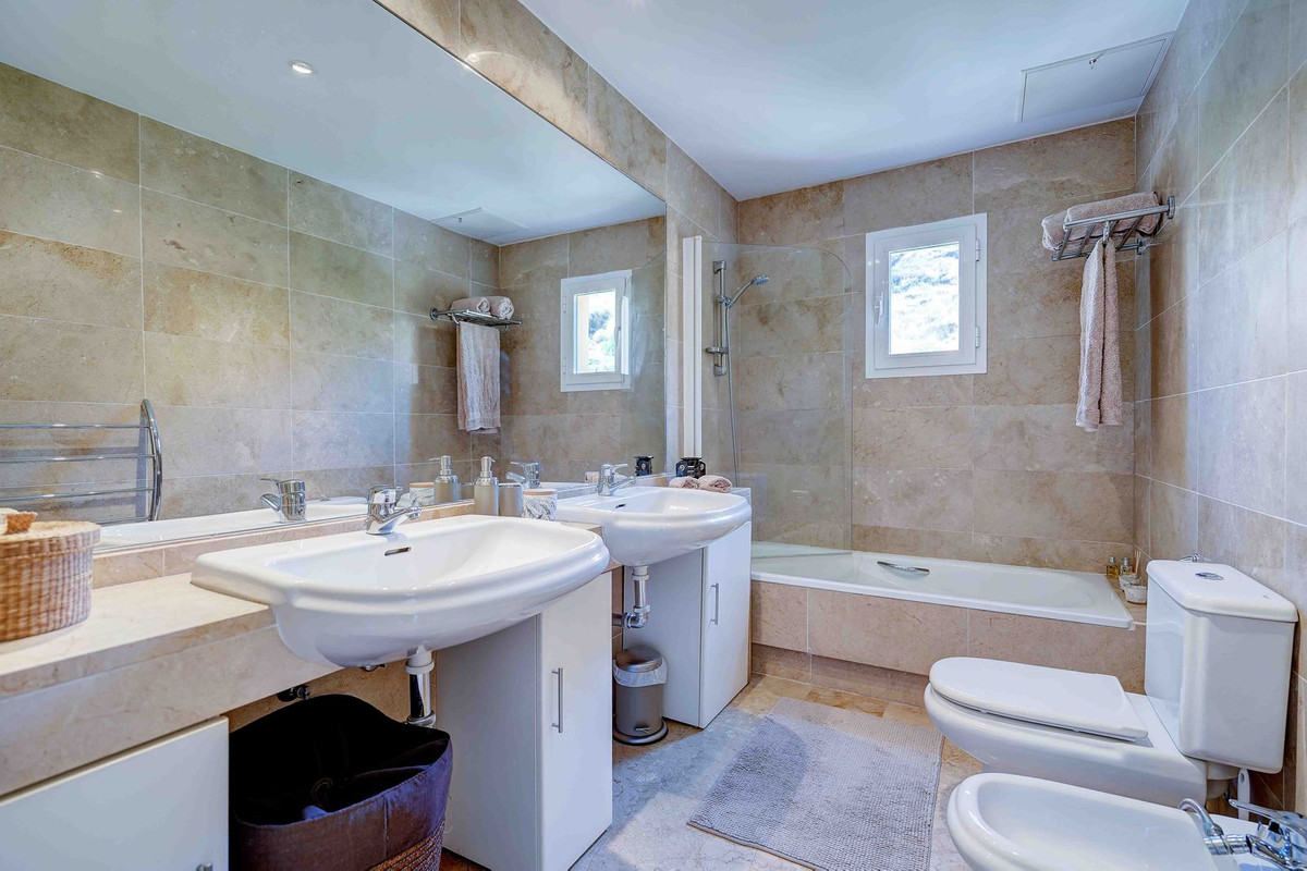 Percelen te koop in Calahonda | 3 slaapkamers H5487688