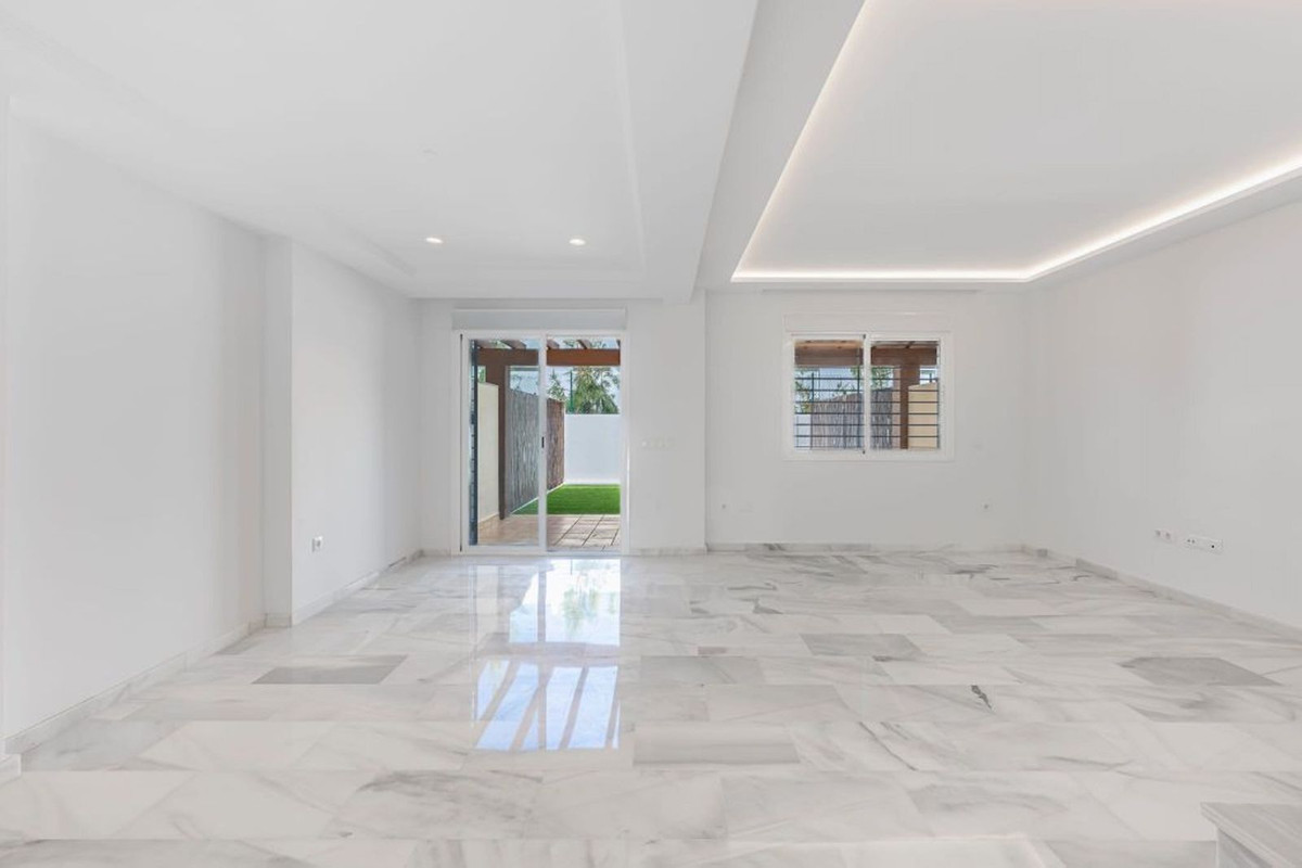 Huis te koop in Calahonda | 5 slaapkamers H5492359