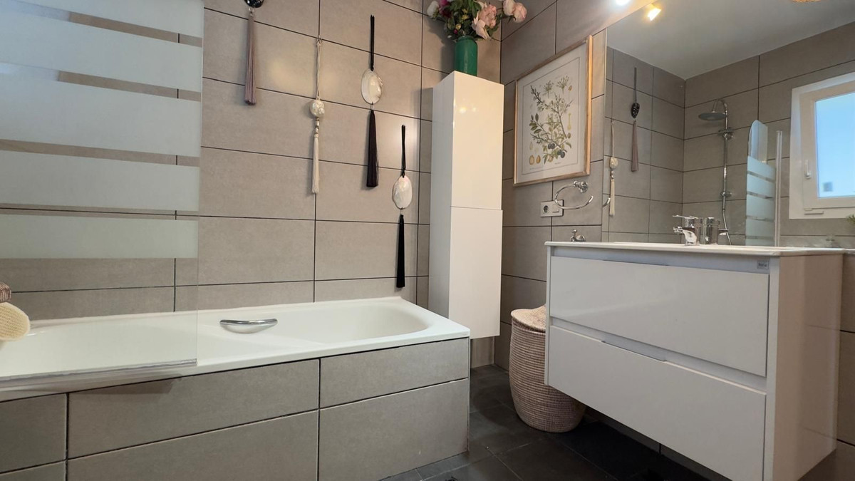 Huis te koop in Calahonda | 3 slaapkamers H5498815