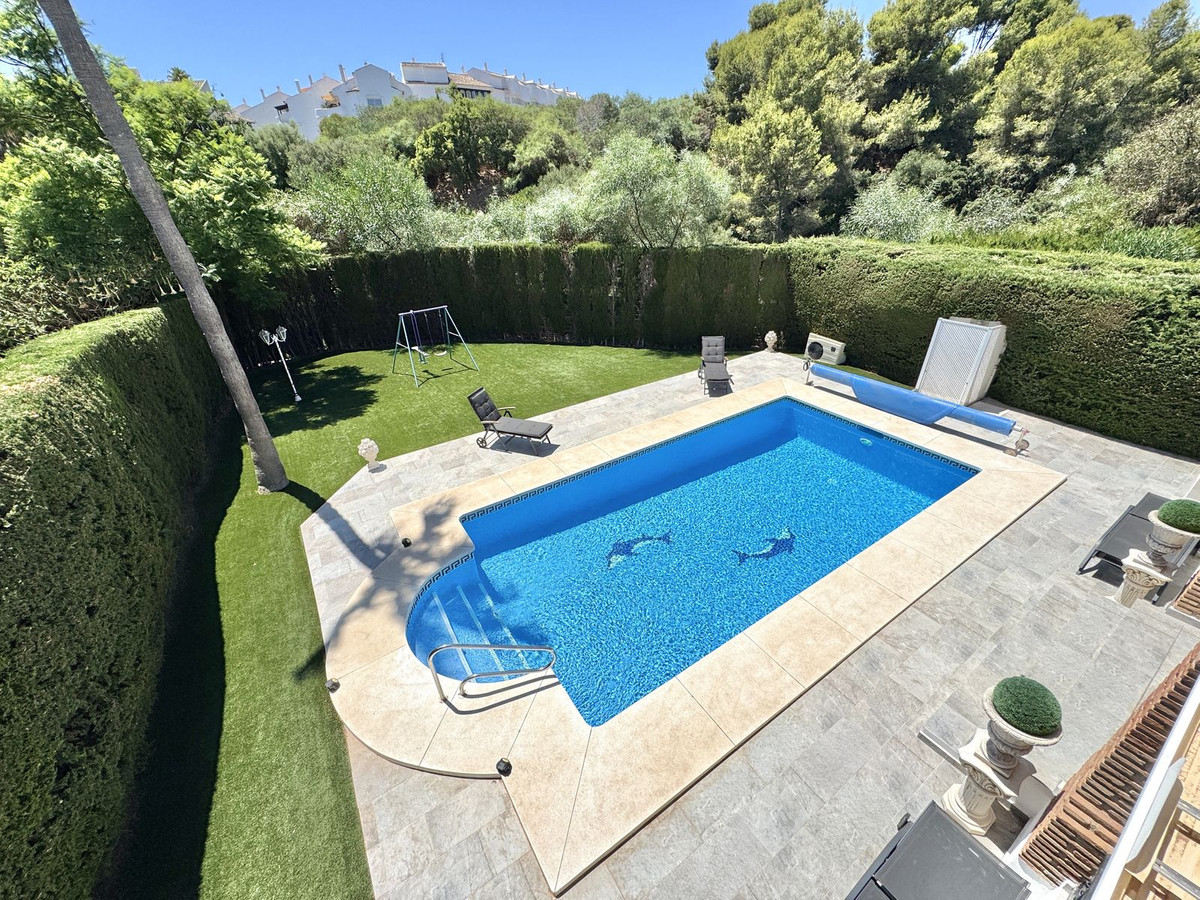 Huis te koop in Calahonda | 4 slaapkamers H5502646