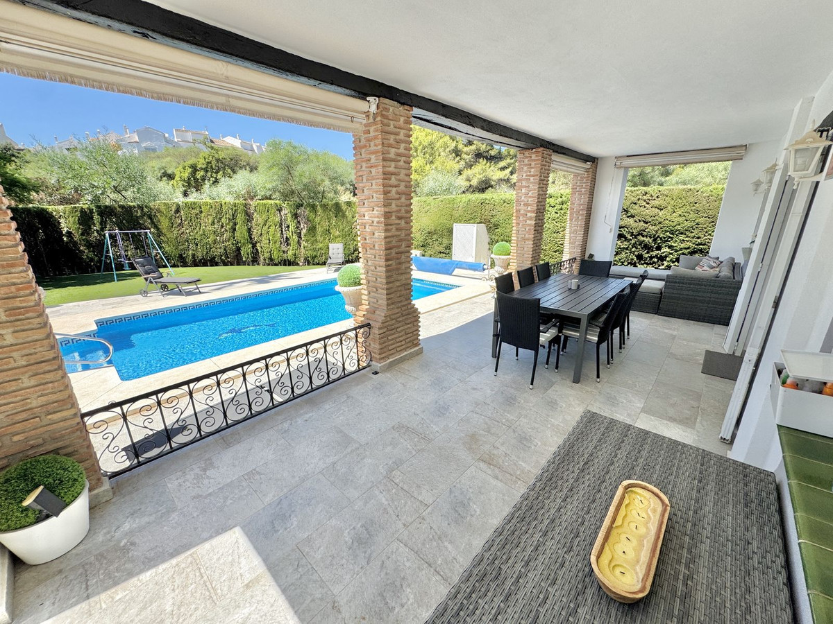 Huis te koop in Calahonda | 4 slaapkamers H5502646