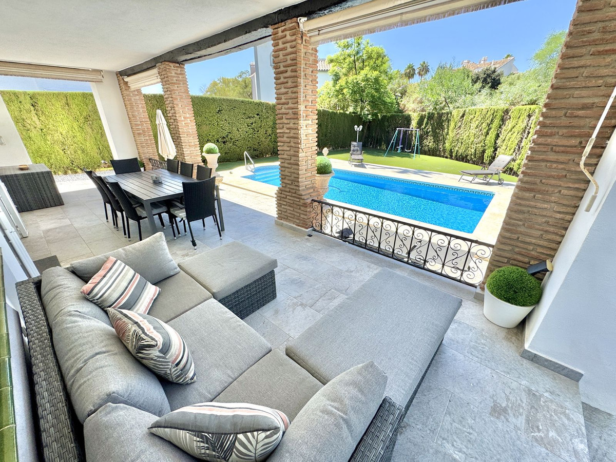 Huis te koop in Calahonda | 4 slaapkamers H5502646