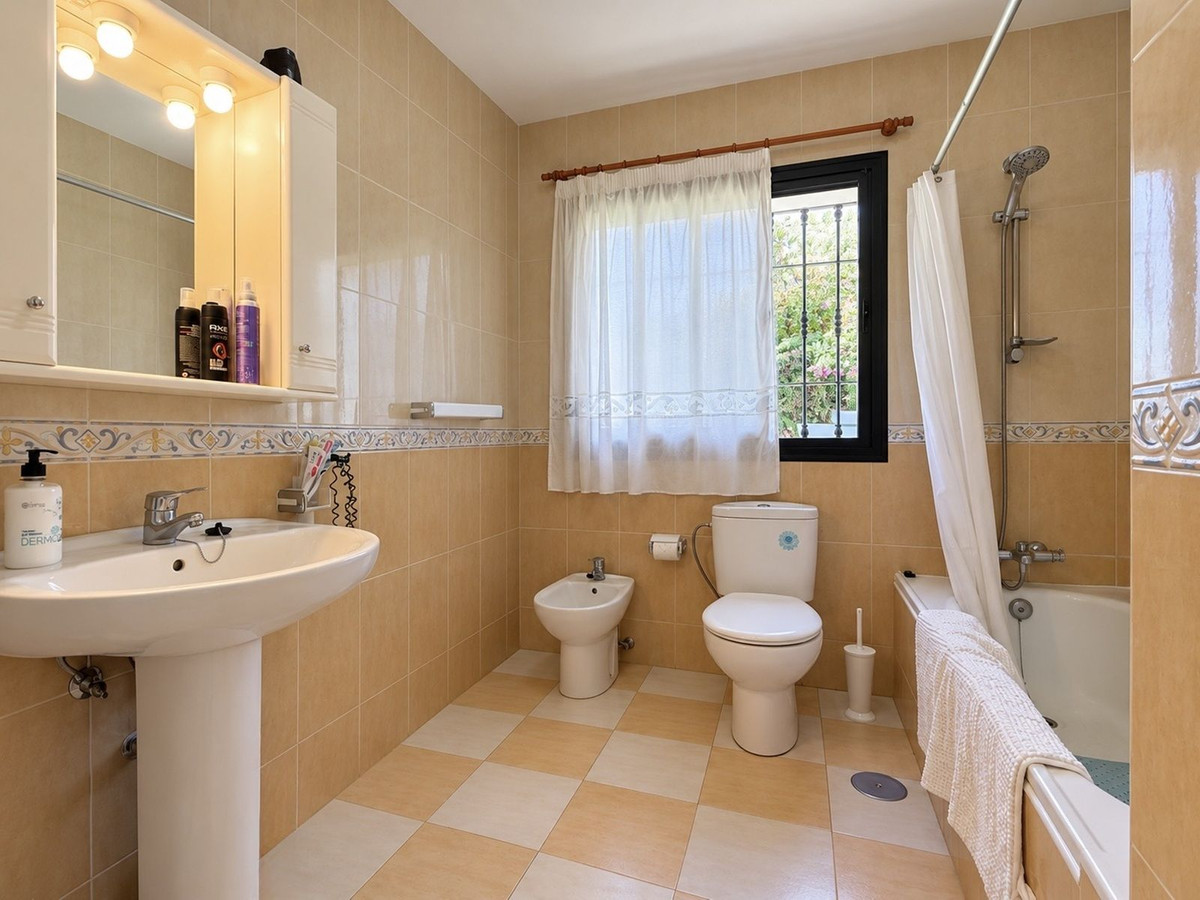 Huis te koop in Calahonda | 3 slaapkamers H5524120