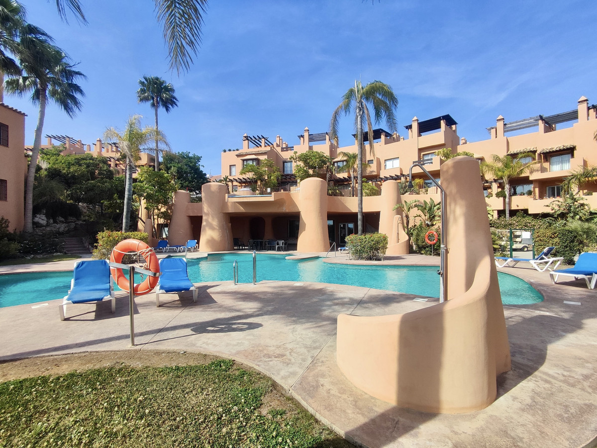Geschakelde Woning in Calanova Golf-1