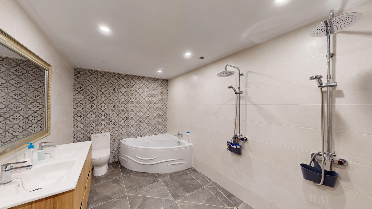 Huis te koop in Caleta de Vélez | 5 slaapkamers H5067175