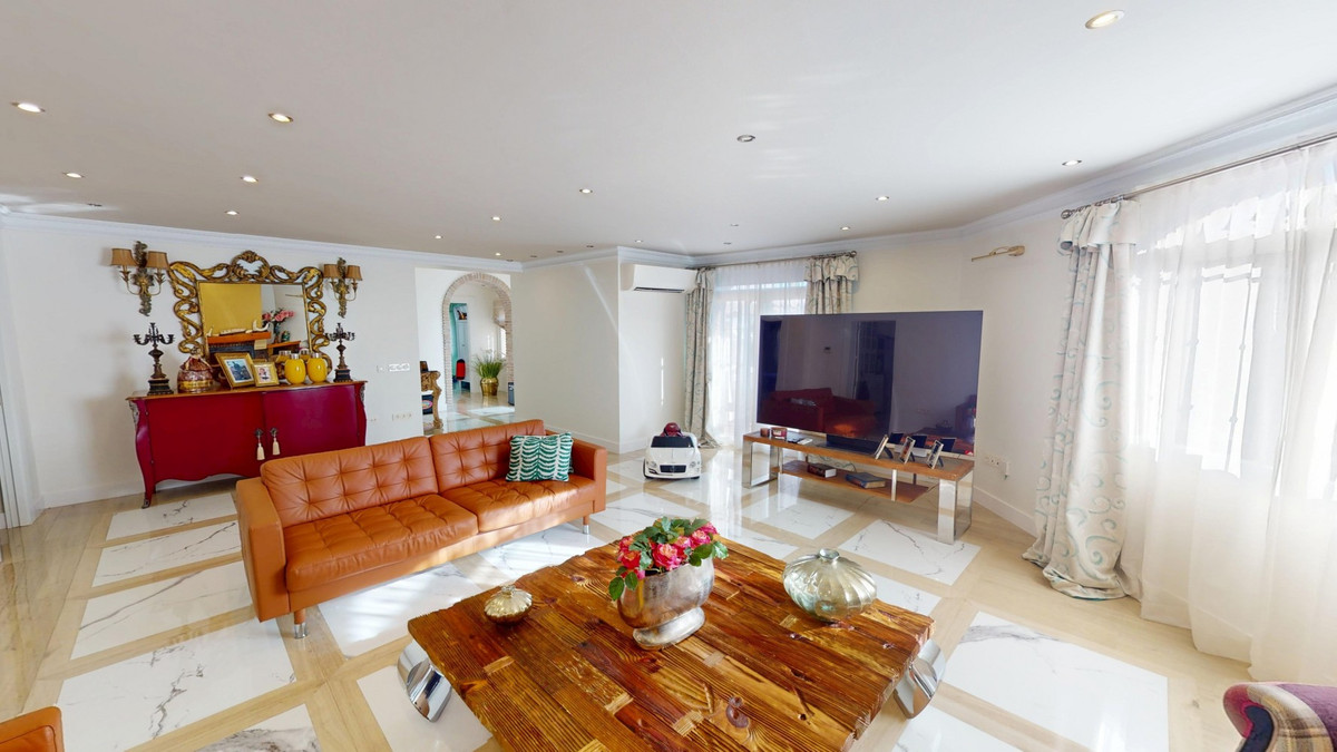 Huis te koop in Caleta de Vélez | 4 slaapkamers H5209354