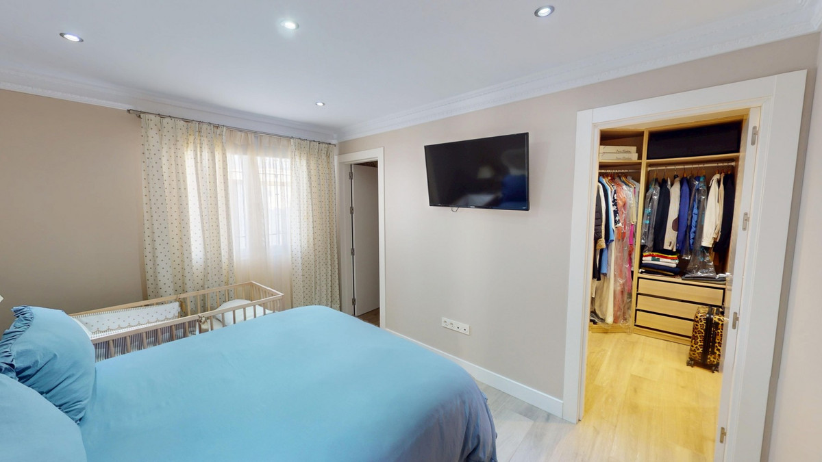 Huis te koop in Caleta de Vélez | 4 slaapkamers H5209354