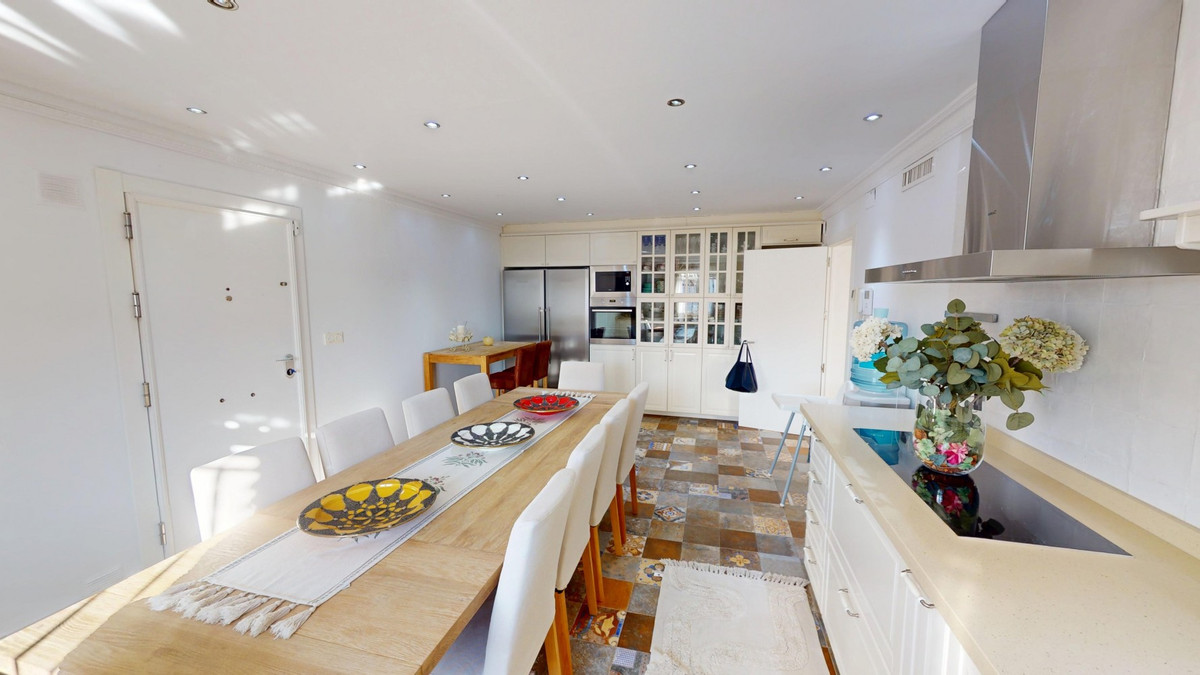 Huis te koop in Caleta de Vélez | 4 slaapkamers H5209354