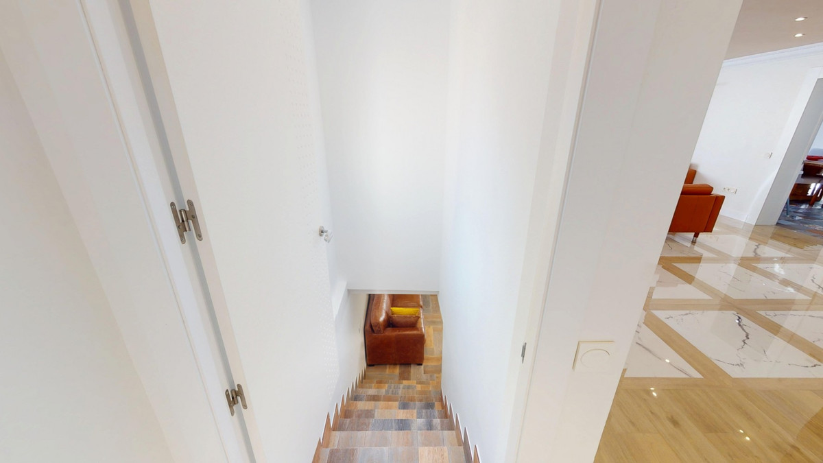 Huis te koop in Caleta de Vélez | 4 slaapkamers H5209354