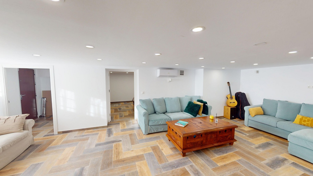 Huis te koop in Caleta de Vélez | 4 slaapkamers H5209354