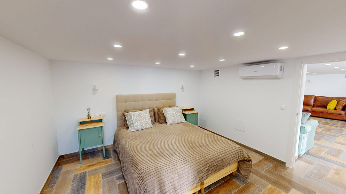 Huis te koop in Caleta de Vélez | 4 slaapkamers H5209354