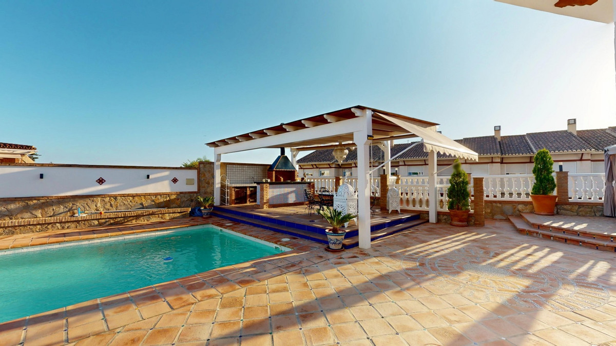 Huis te koop in Caleta de Vélez | 4 slaapkamers H5209354